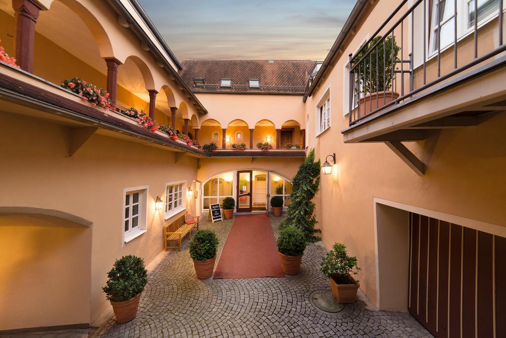 Hotel Boardinghouse Pfarrkirchen Zewnętrze zdjęcie